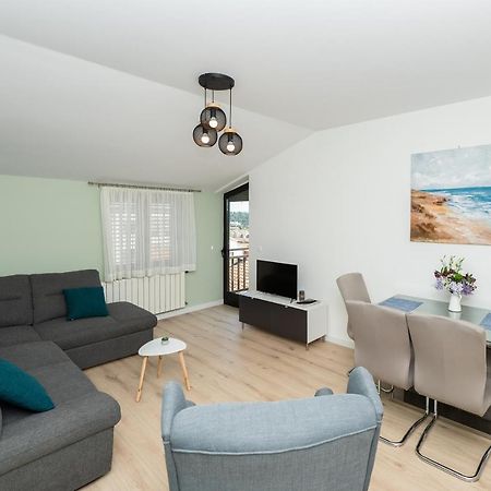 Apartman Marin Makarska Eksteriør billede