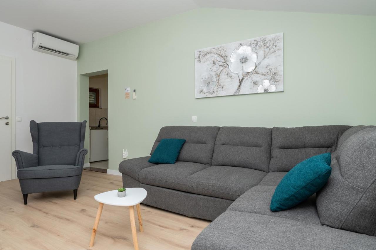 Apartman Marin Makarska Eksteriør billede